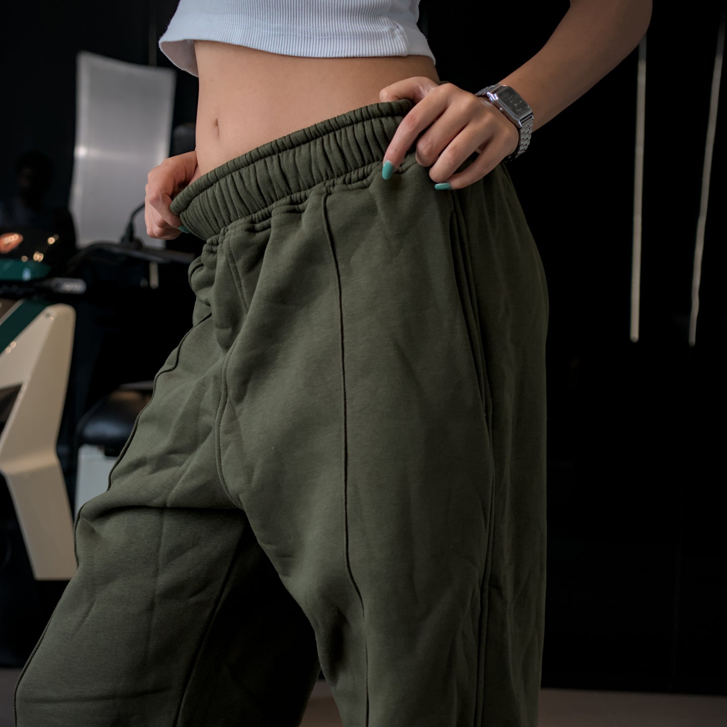 The Baggy Sweats - Olive