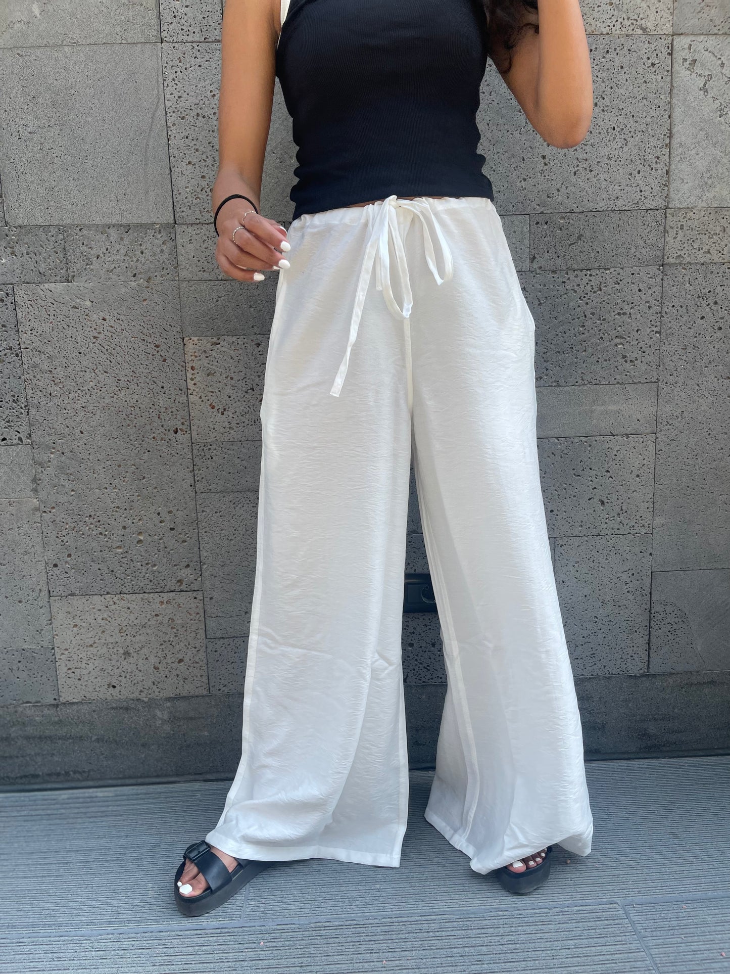 The comfiest Linen Pants in White